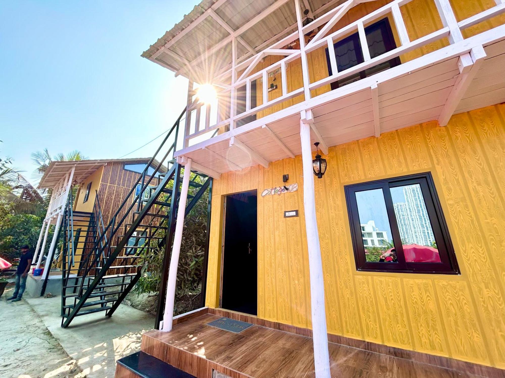 Palli Bangla Resort, Near Ruby Hospital, Anandapur Kolkata Exterior photo