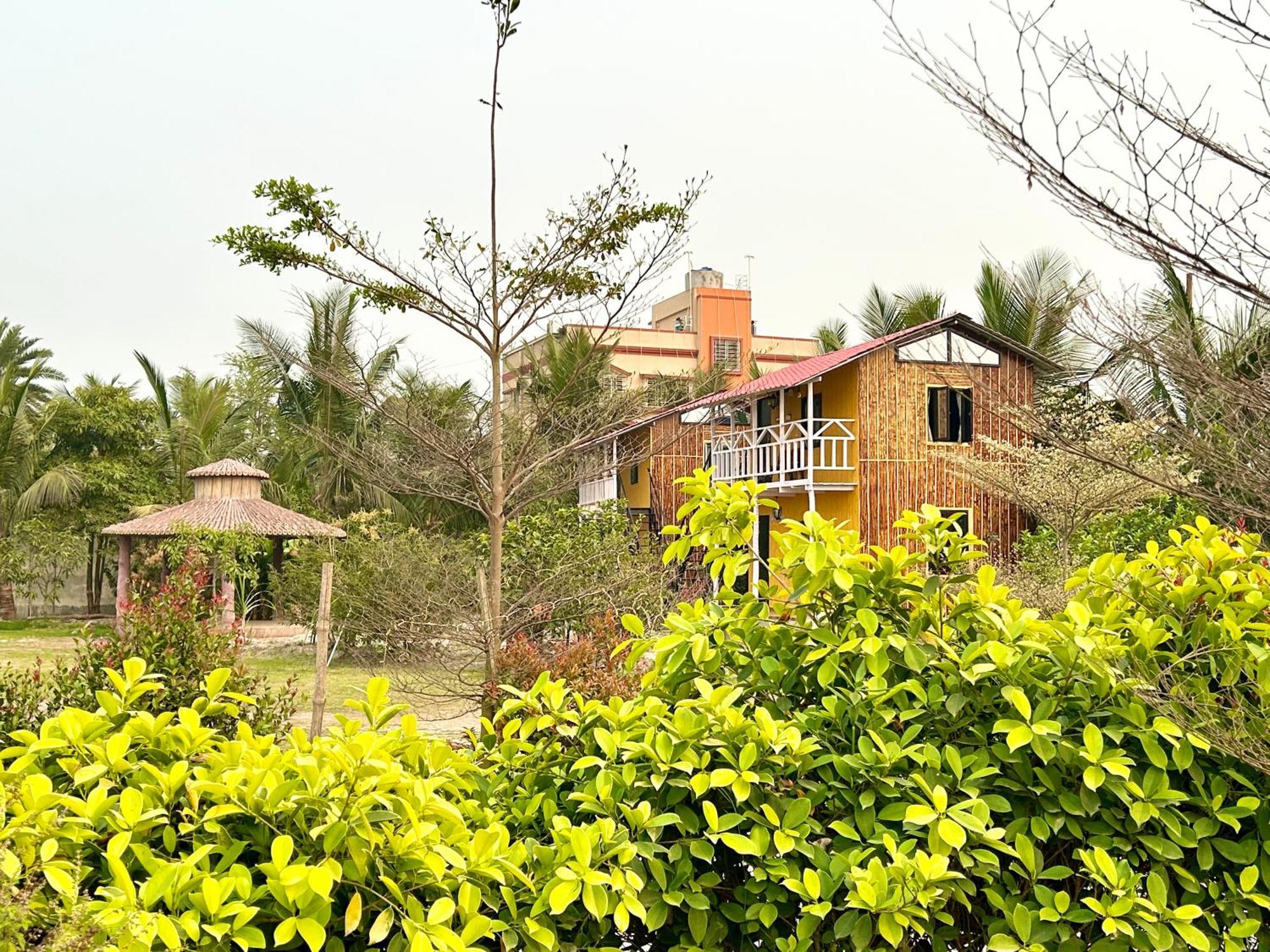 Palli Bangla Resort, Near Ruby Hospital, Anandapur Kolkata Exterior photo