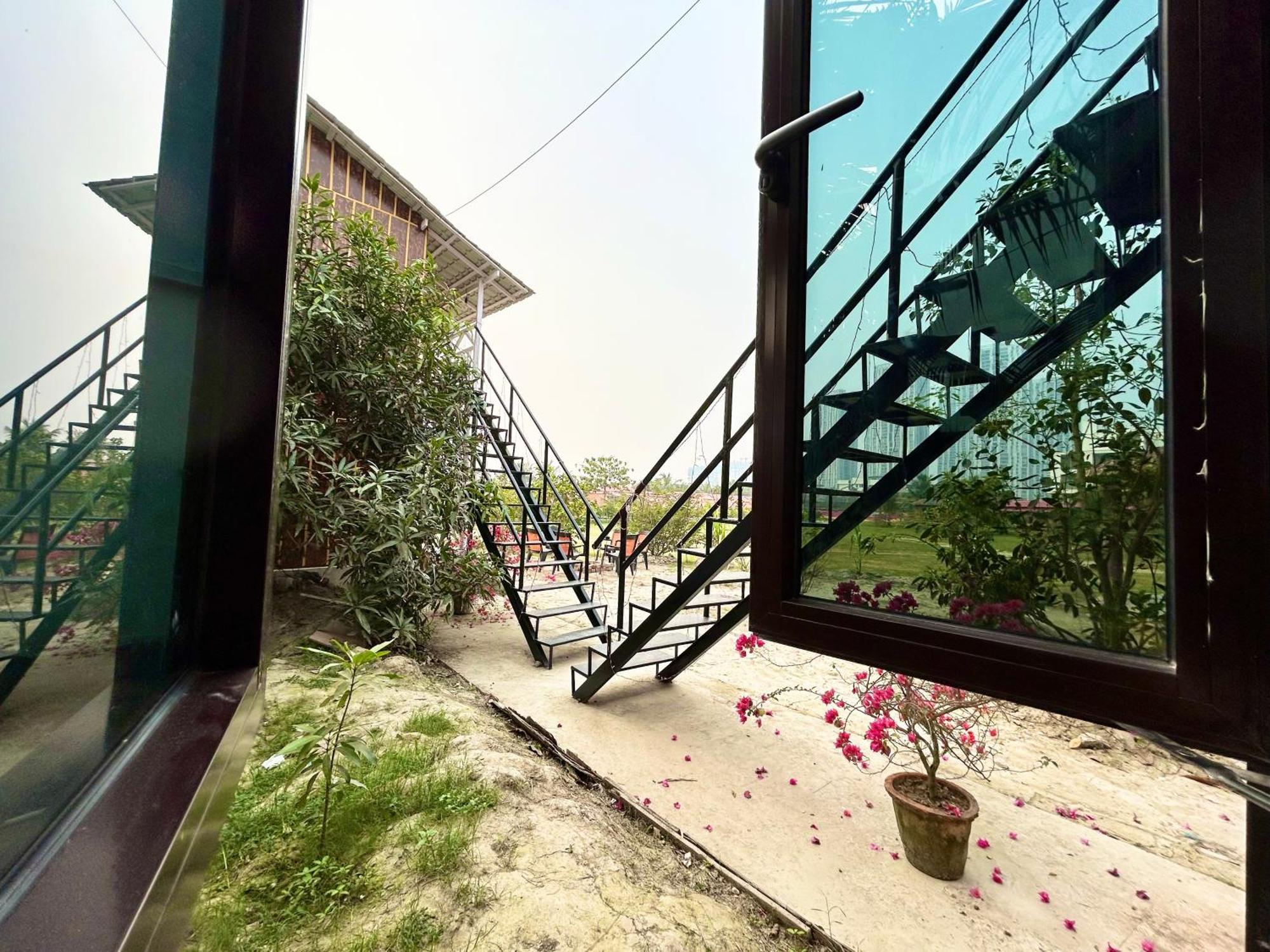 Palli Bangla Resort, Near Ruby Hospital, Anandapur Kolkata Exterior photo